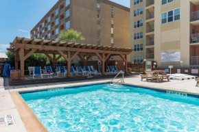 Charming 1 Bedroom, 3 Minute Walk To The Beach Condo